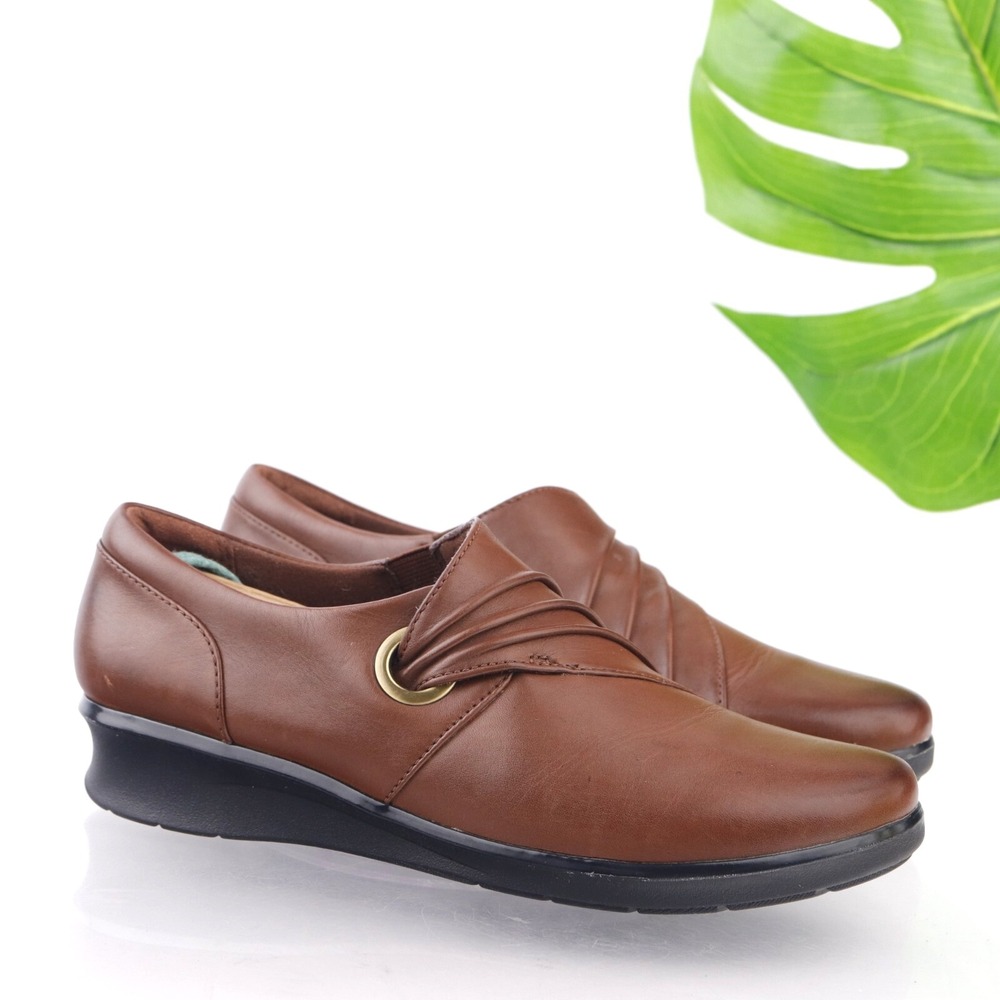Clarks Womens Hope Shine Loafers Size 8 Brown Leather Flat Slip On Comfort Shoes